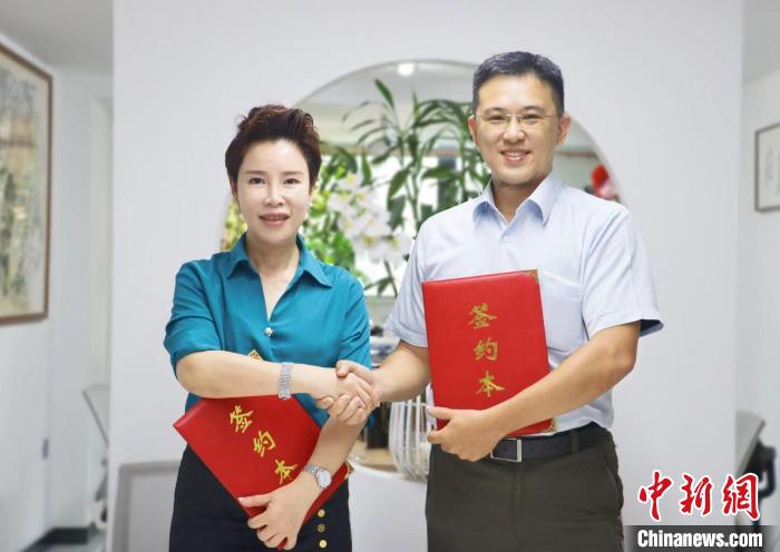 簽署“融情·同心”寧臺建筑師驛站共建協(xié)議?！窃式?攝