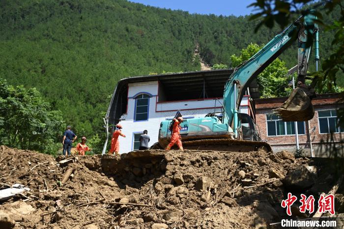 重慶19個區(qū)縣310個鄉(xiāng)鎮(zhèn)（街道）遭受洪澇、地質(zhì)災(zāi)害