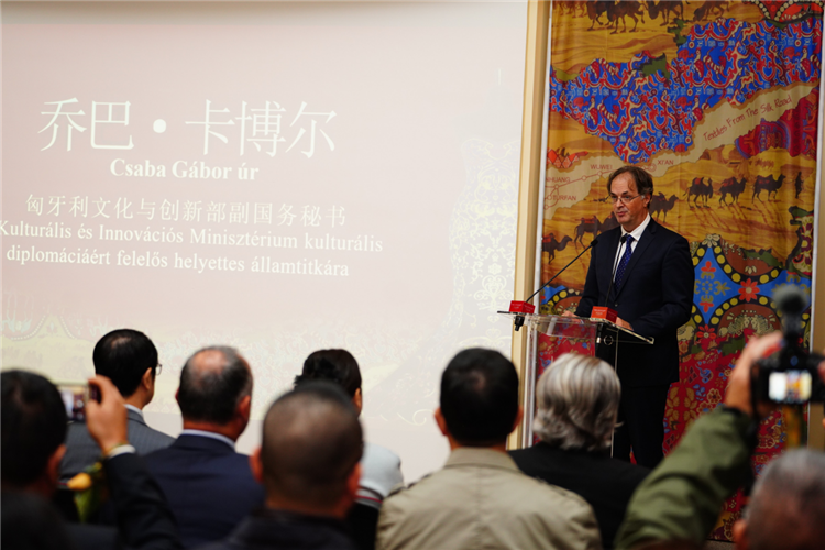 匈牙利文化與創(chuàng)新部副國(guó)務(wù)秘書喬巴·卡博爾。布達(dá)佩斯中國(guó)文化中心供圖