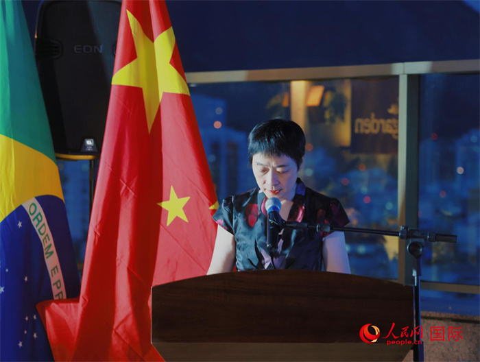 中國駐里約熱內(nèi)盧總領(lǐng)事田敏發(fā)表致辭。人民網(wǎng)記者 宋亦然攝