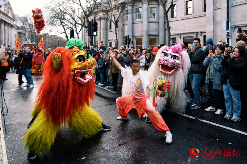 倫敦新春慶典現(xiàn)場(chǎng)。人民網(wǎng) 郭錦標(biāo)、楊浩鵬攝