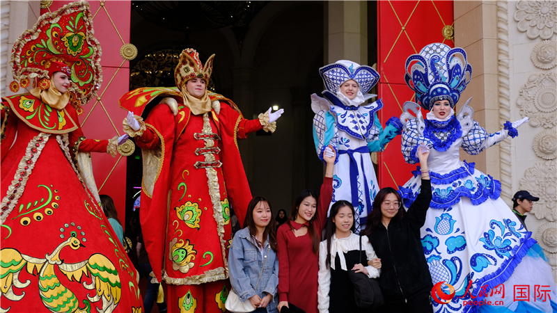 北京展覽館舉辦首屆俄羅斯“謝肉節(jié)”慶?；顒?。人民網(wǎng) 褚夢琦攝