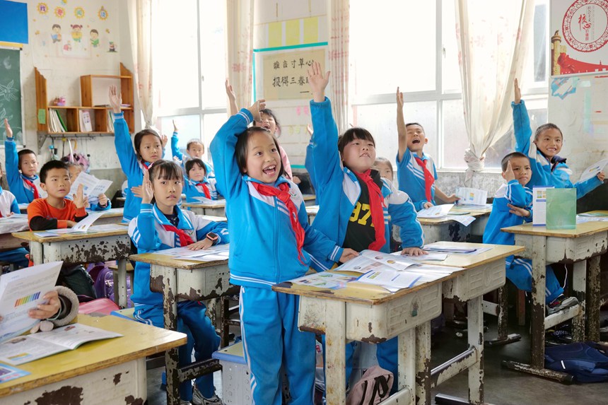 互動(dòng)問(wèn)答環(huán)節(jié)，同學(xué)們正在踴躍答題。