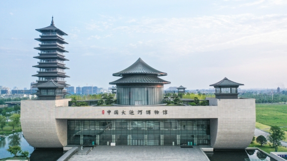  運河畔的揚州中國大運河博物館。 齊立廣攝