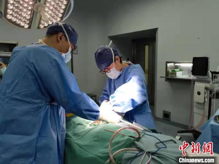 “格?；ㄖ異?ài)”為561人次西藏患兒開展髖關(guān)節(jié)愛(ài)心手術(shù)