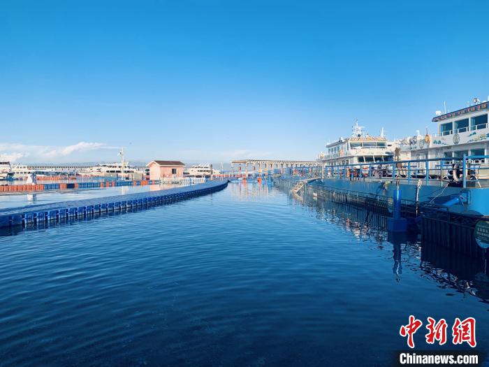 圖為青海湖一角。(資料圖) 張傲 攝