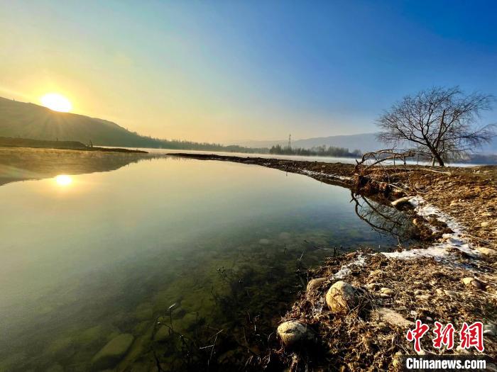 圖為青海省化隆縣黃河濕地景色。　李玉峰 攝