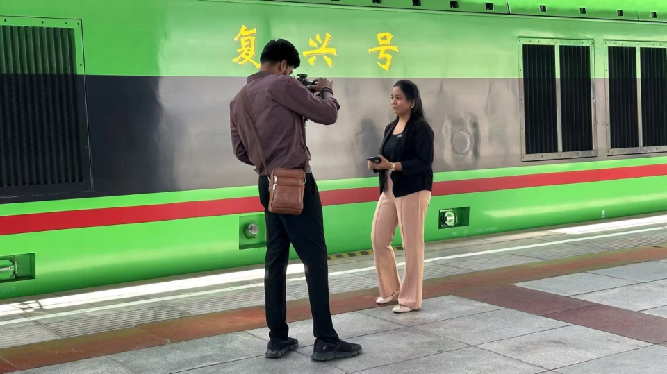 “中國在保護(hù)自然環(huán)境的同時實(shí)現(xiàn)了高度現(xiàn)代化！” ——多國記者眼中的現(xiàn)代西藏_fororder_圖片4