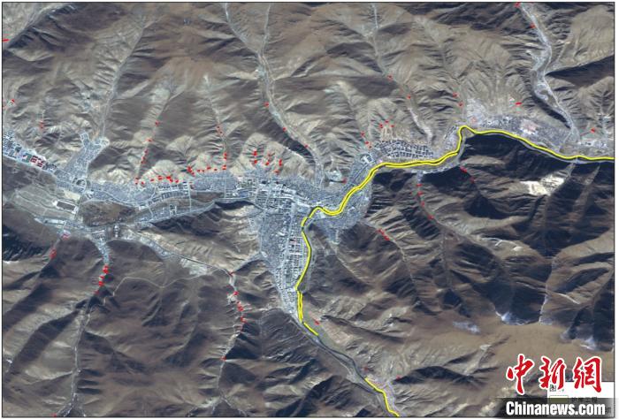 玉樹(shù)災(zāi)后重建區(qū)地質(zhì)災(zāi)害治理工程和防洪工程監(jiān)測(cè)結(jié)果。中科院空天院 供圖