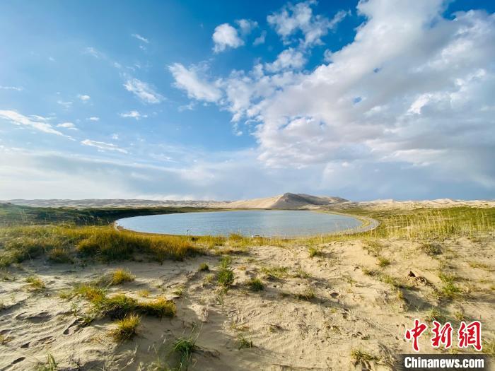 圖為關(guān)停四年后的沙島景區(qū)現(xiàn)狀?！±罱瓕?攝