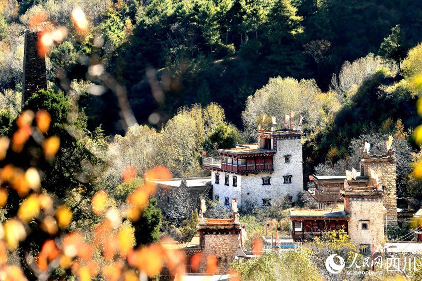 丹巴美景。李永安攝