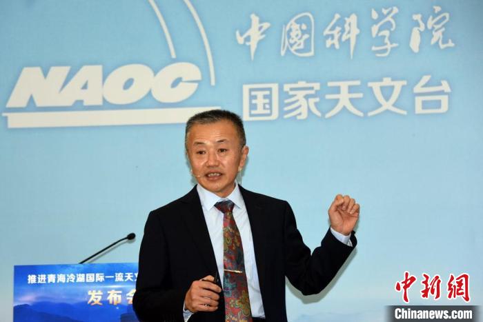 中科院國家天文臺冷湖基地首席研究員鄧李才介紹冷湖選址相關情況。　<a target='_blank' href='/'><p  align=