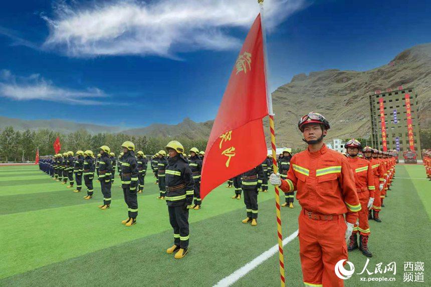 誓師大會(huì)現(xiàn)場。 人民網(wǎng) 李海霞 攝