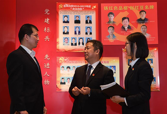 中國(guó)的民營(yíng)企業(yè)為什么要加強(qiáng)黨的建設(shè)？